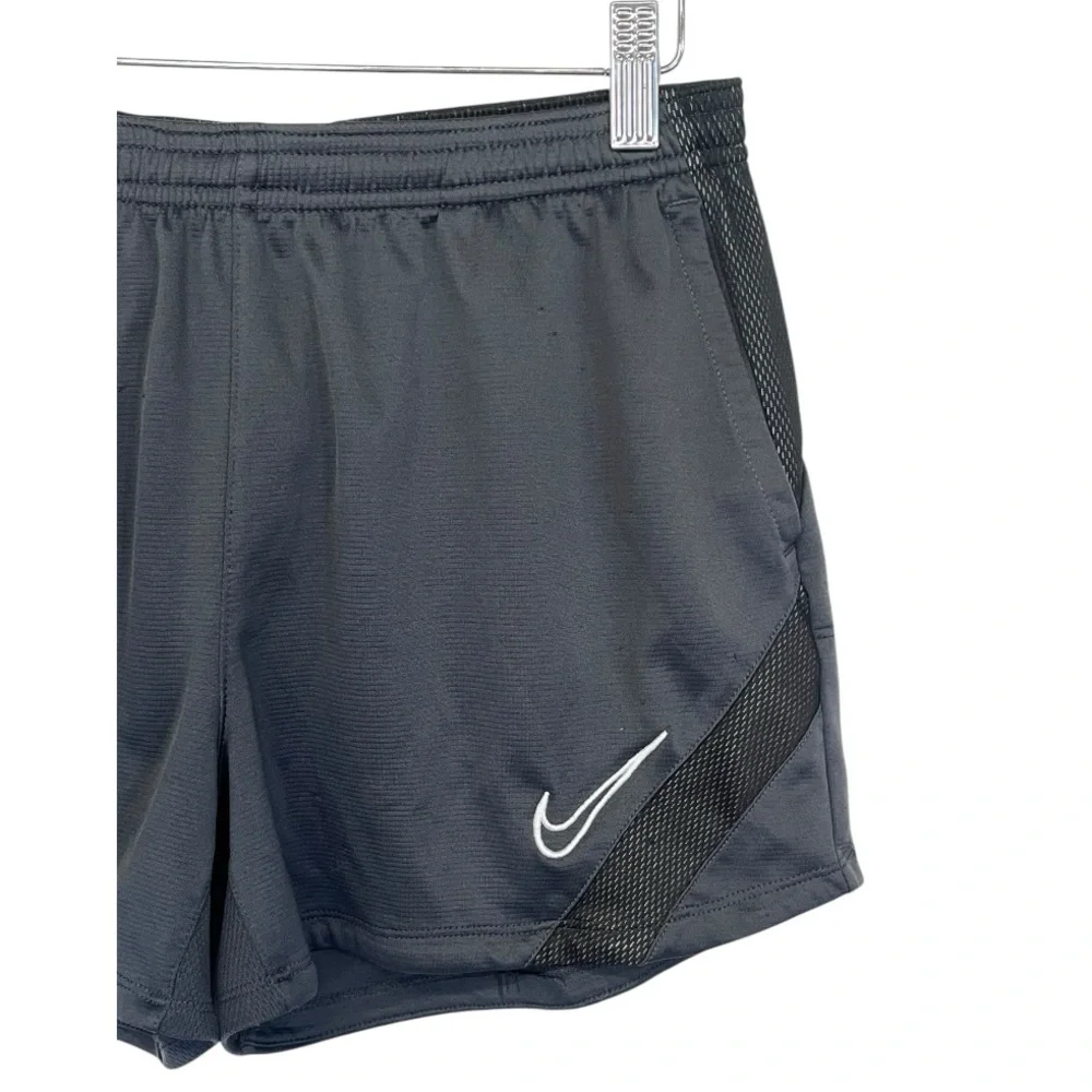 Nike | Dri-Fit Women’s Gray Black Athletic Shorts‎ M